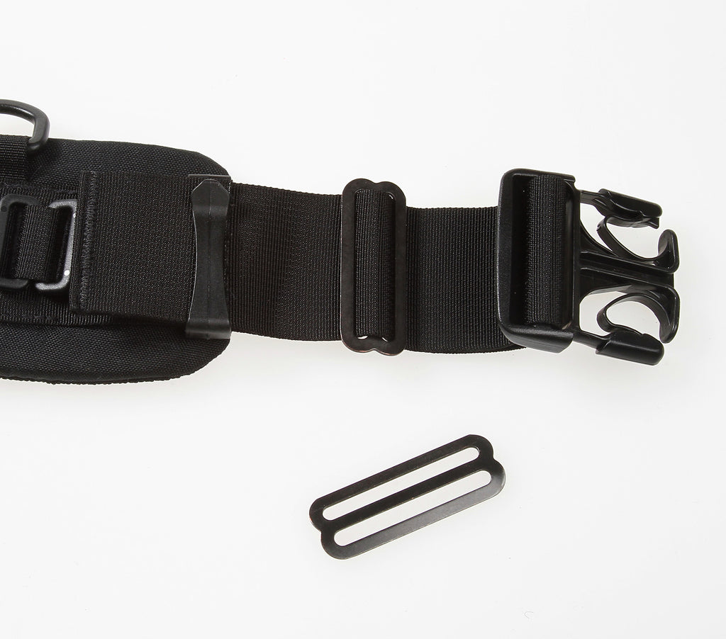 The optional B501 Metal Slider fixes the length of the belt. 