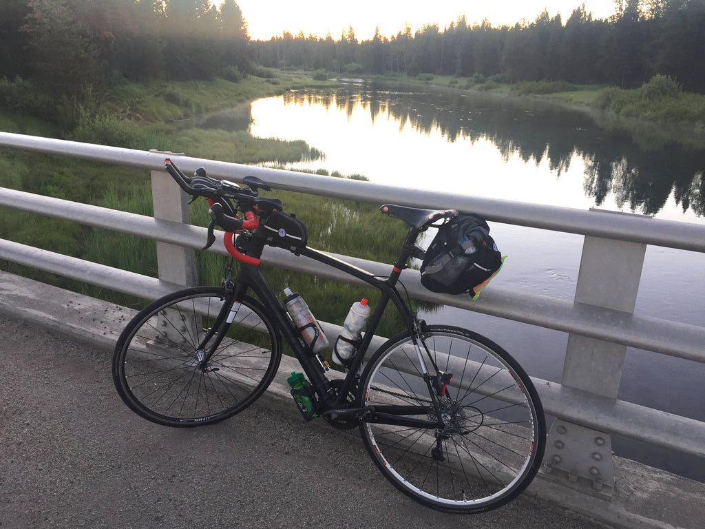 Prototype in use during a long brevet near Yellowstone Natl Park (2017).