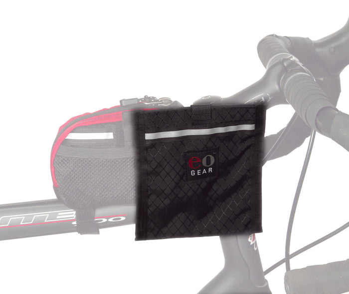 In the forward (typical) position on a top tube bag.