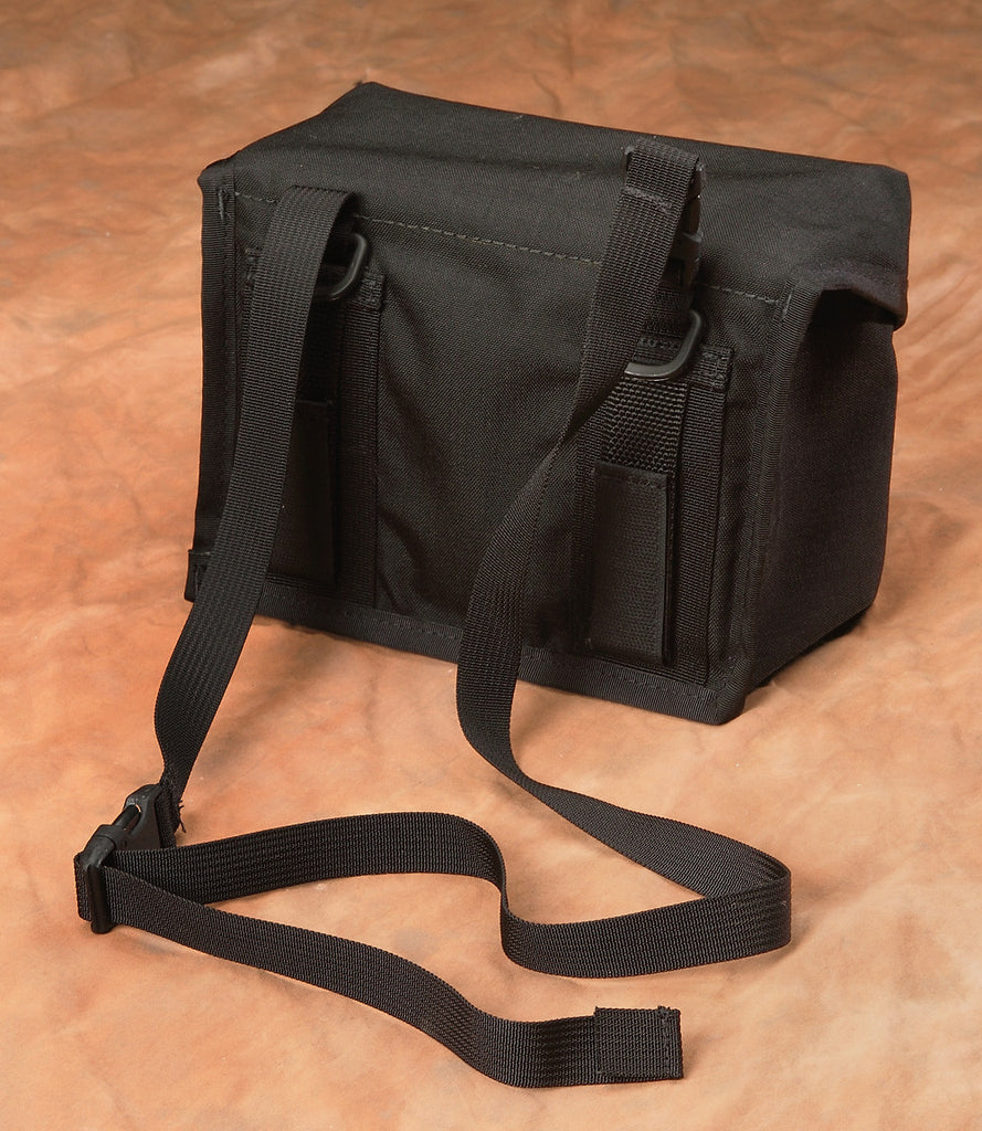 Optional Y208 strap can be clipped onto the bag for use over a shoulder or around a tripod (F169 shown).