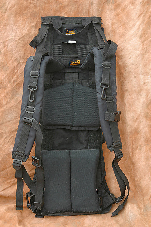 Harness side (back pad is now one long piece and much more functional and elegant)